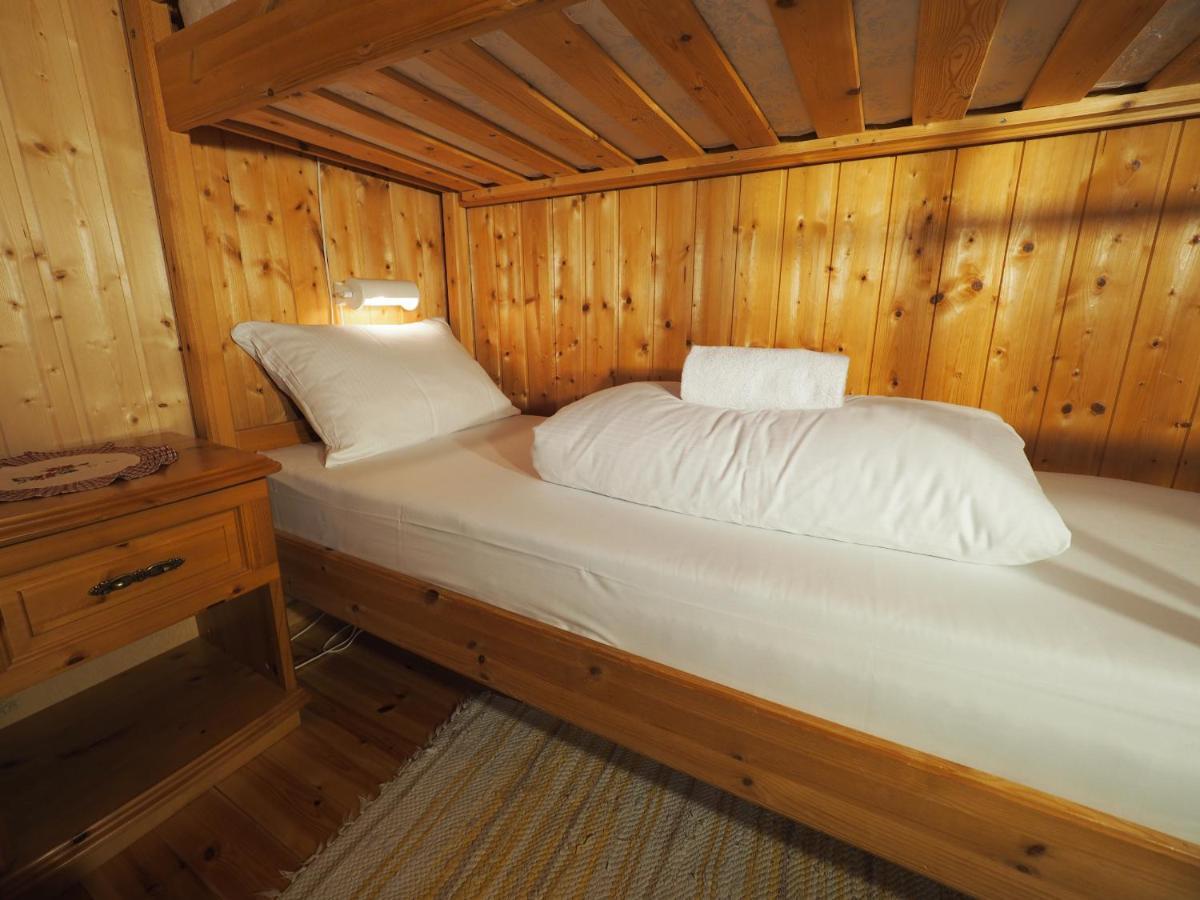 Eggum Fishermans Cabin Bostad エクステリア 写真